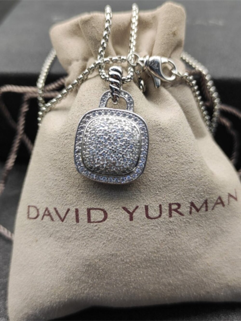 ✨David Yurman Pavé Diamond Cushion Pendant Necklace✨